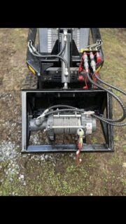 New UTL 5 Ton Hydraulic Winch

Pull logs, vehicles, and heavy loads with grip and control.

Check it out at: https://tsunamiequipment.ca/