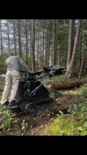 Hauling logs from the property, made easy with the UTL 5 Ton Hydraulic Winch. 

Find out more at https://tsunamiequipment.ca/

#machinery #yardmaintenance #heavymachinery #farmlife